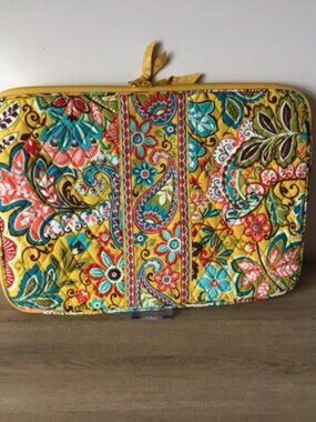 Vera Bradley Laptop Sleeve Provencal Yellow Floral Paisley in Quilted Cotton EUC
